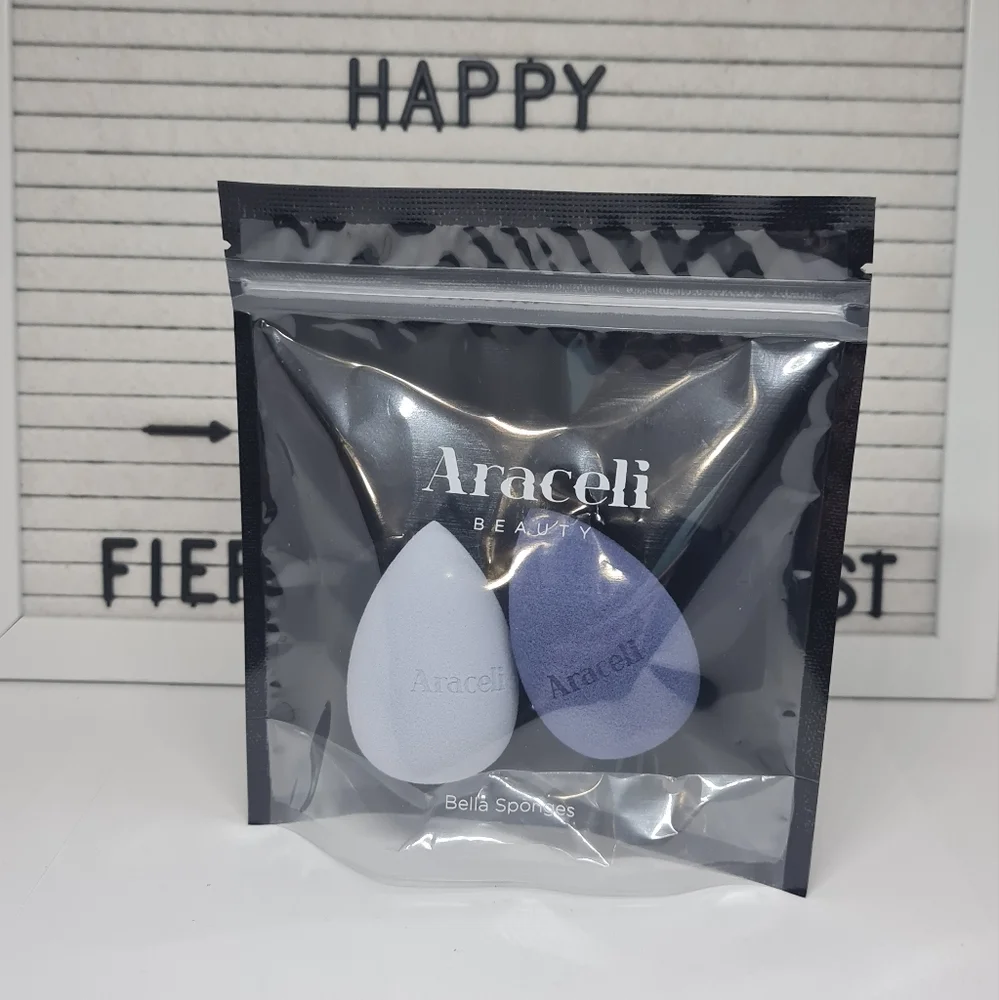 Araceli Beauty: Bella Sponges Set of 2 NWT! NIP!!